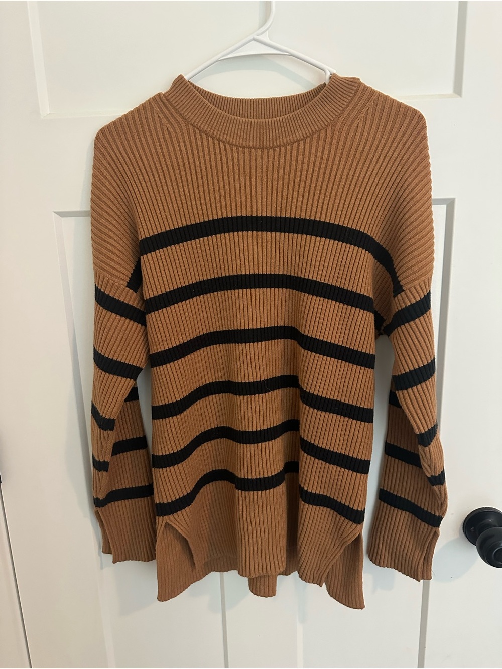 Abercrombie & Fitch Chestnut and Black Striped Ribbed Sweater